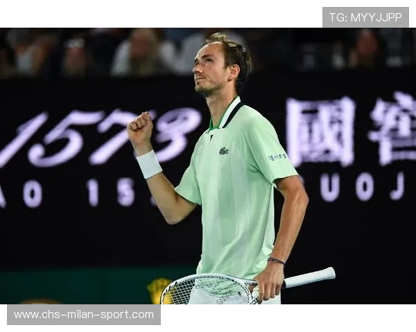 梅德韦杰夫底线防守顽强，锁定胜局，梅德韦杰夫现任什么职位