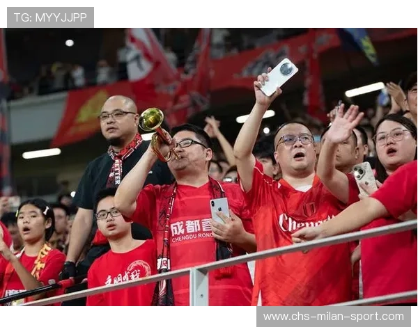 成都蓉城拜合拉木连过两人，禁区外抽射击中立柱