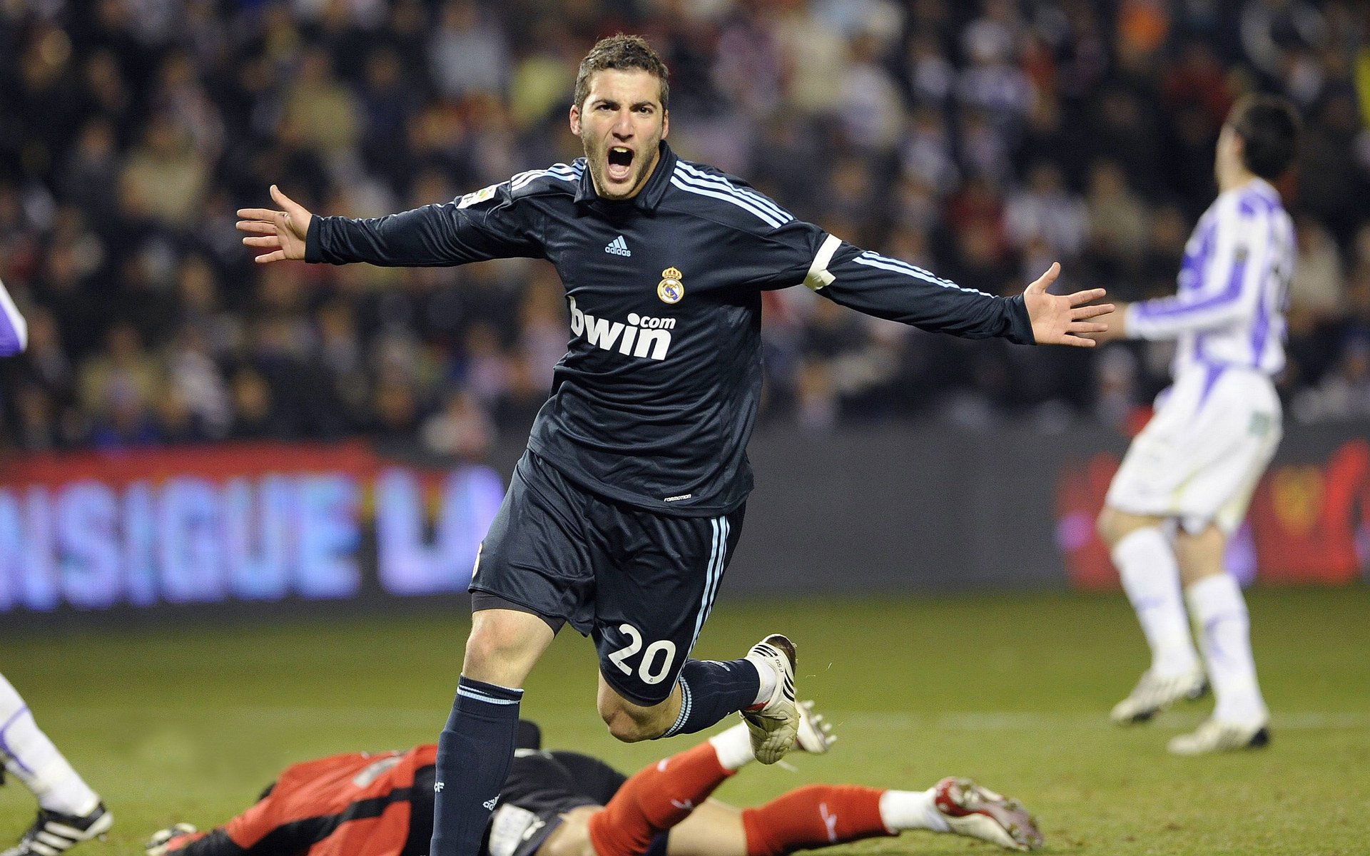 MILAN SPORTS-篮球精神点燃中国青年的梦想，篮球精神文化